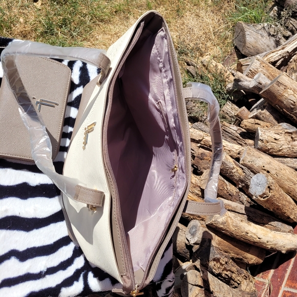 NWOT 2 Pc Bundle-Loulu large purse/handbag and wallet - Picture 6 of 12